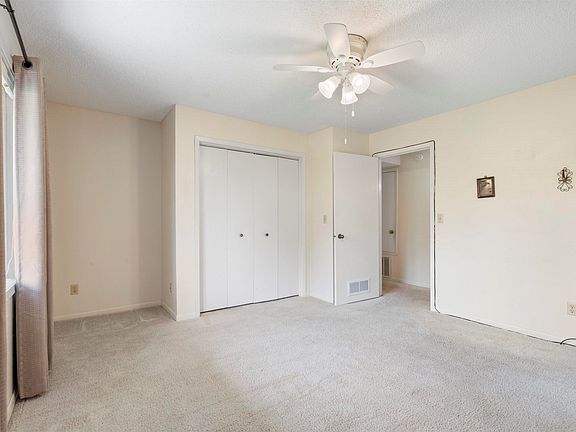 5th image of 145 E San Marnan Dr