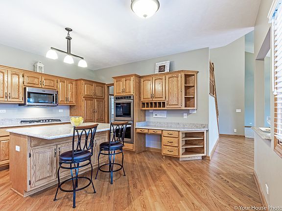 4th image of 3520 Sandstone Ct