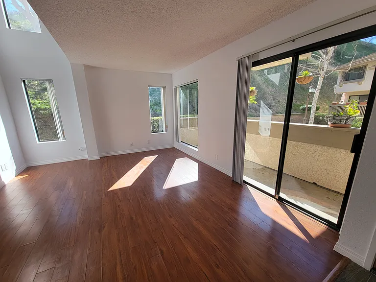 26018 Alizia Canyon Dr #C — Photo 3
