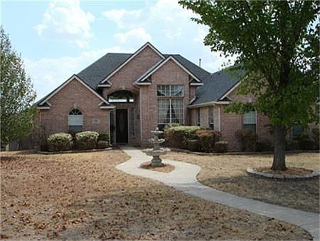 2nd image of 146 Meadow Glen Ln