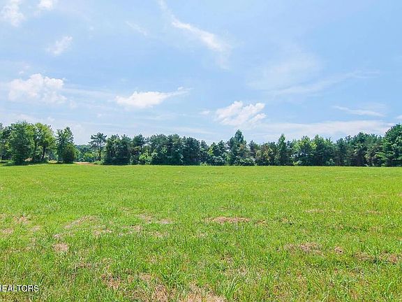 4th image of 1649 Harbor Crest Way