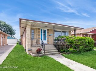 3109 W 100th Pl, Evergreen Park, IL 60805