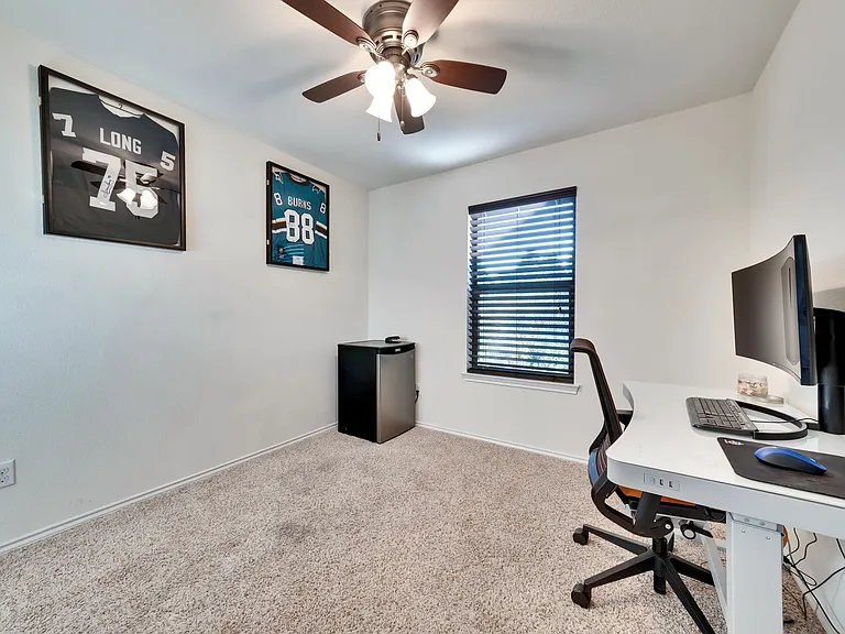 316 Gold Star Dr — Photo 16
