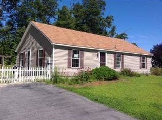 41 Pheasant Ln, Barrington, NH 03825
