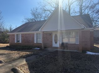 1006 Creekside Pl, Oxford, MS 38655