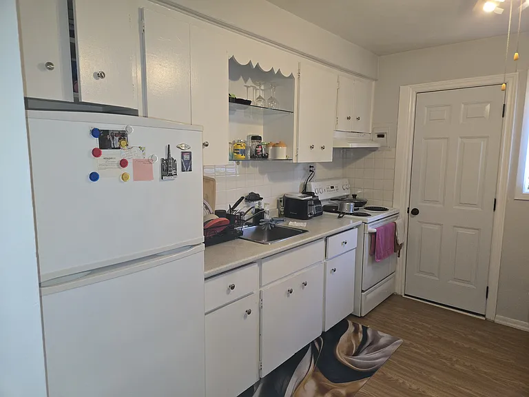 30 Drew St #6 — Photo 10