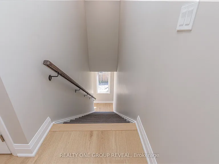 227 Grenfell St #3 — Photo 15