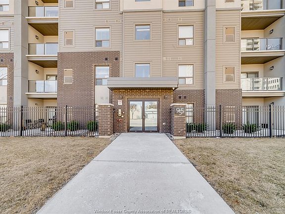 2nd image of 955 Ouellette Ave #405