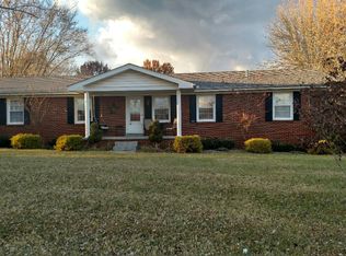 237 Akersville Rd, Lafayette, TN 37083