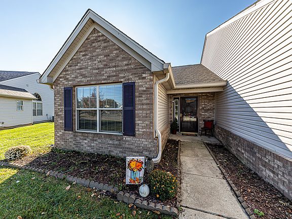 2nd image of 10781 Whippoorwill Ln