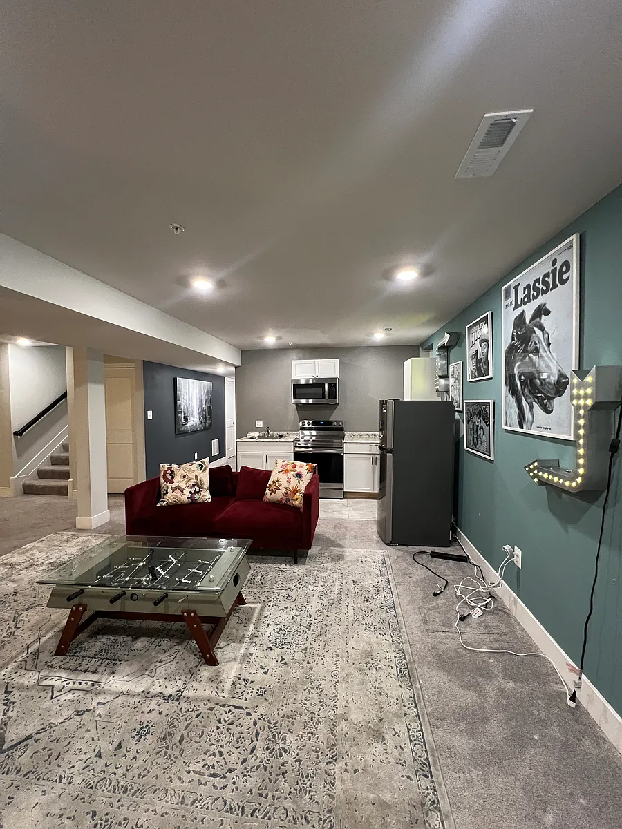 Building Photo - 4563 Shakespeare Cir #BASEMENT