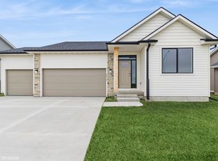 4316 NE 8th St, Ankeny, IA 50021