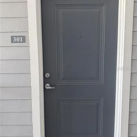 560 Academy Dr #301 — Photo 2
