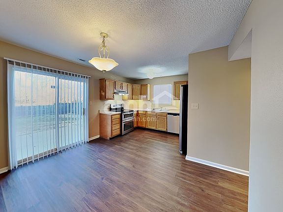 4th image of 743 Millbrook Dr
