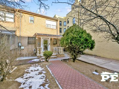 179 Amboy St, Brooklyn, NY, 11212