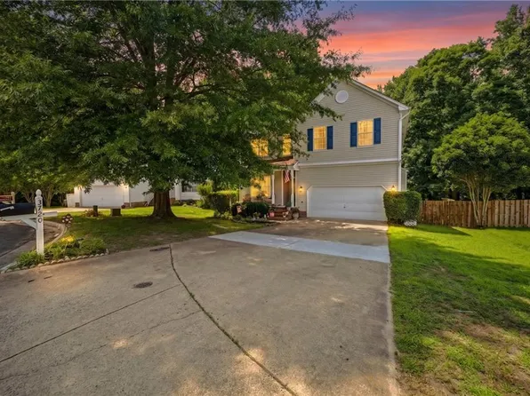 3720 Bridlepath Ln, Suffolk, VA 23435