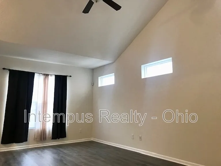 2844 Hillstone St — Photo 7