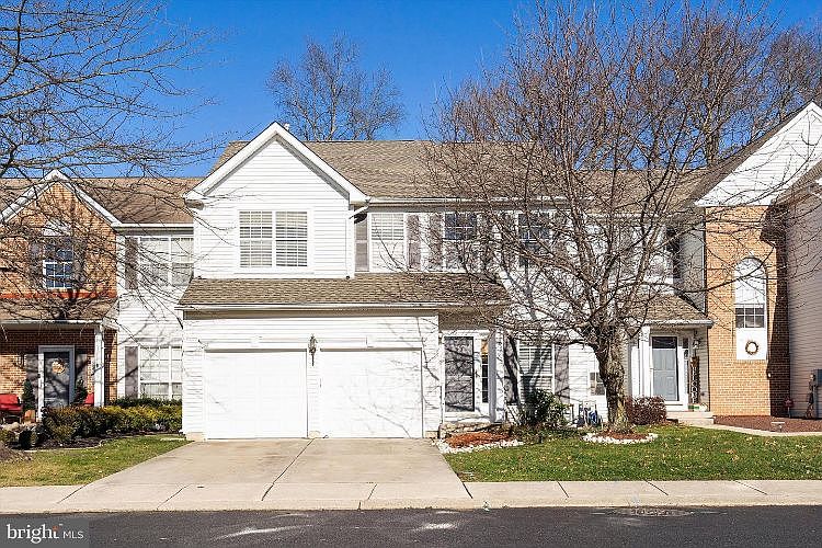 1st image of 57 Windingbrook Rd