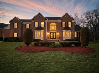 801 Sero Pine Ln, Fort Washington, MD 20744