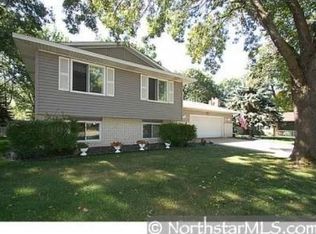 920 92nd Ave NE, Blaine, MN 55434