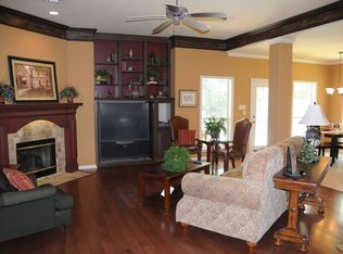 1413 Stonebridge Ct, College Station, TX 77845