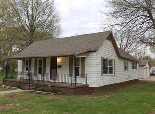 1302 E 11th St, Pittsburg, KS 66762
