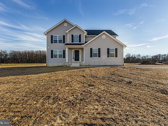 2nd image of 719 W Evens Rd