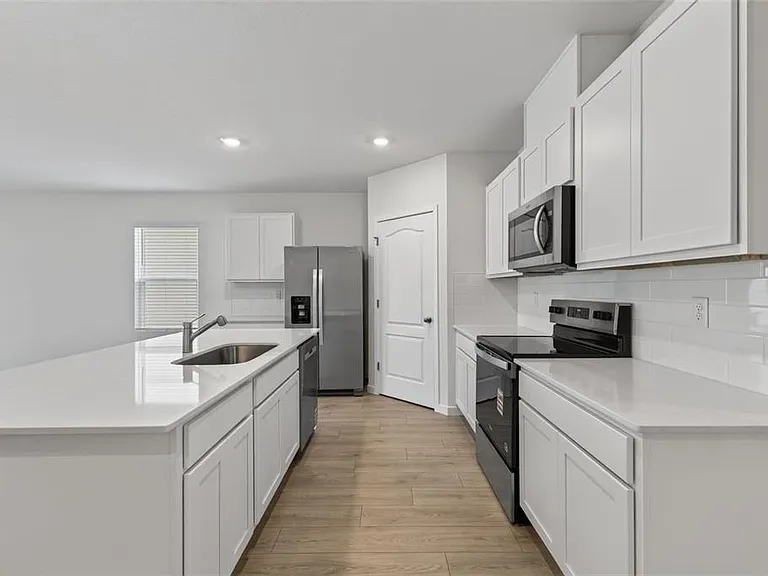 2893 House Finch Rd #A — Photo 8