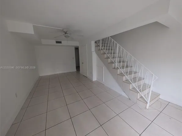 465 Swallow Dr, Miami Springs, FL