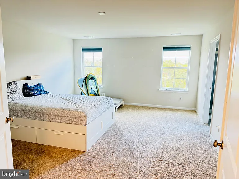 223 Seven Springs Ln — Photo 11