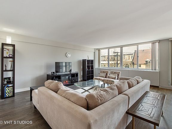 2nd image of 165 N Kenilworth Ave APT 1B