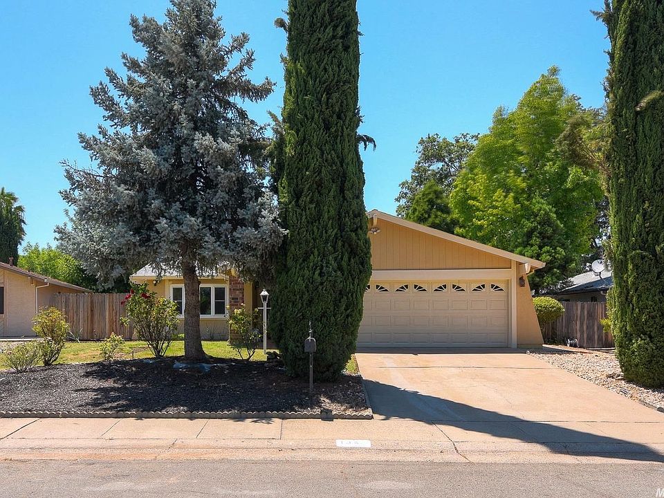 1st image of 8412 Menke Way