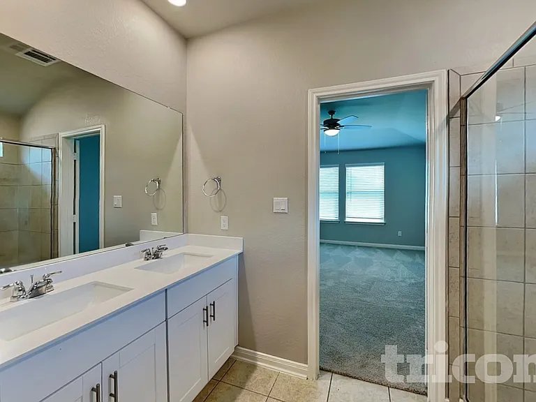 5816 Zoey Way — Photo 8