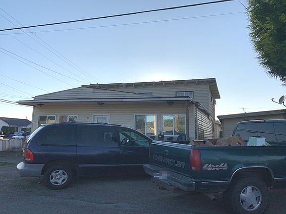 2nd image of 915 S 7th Ave