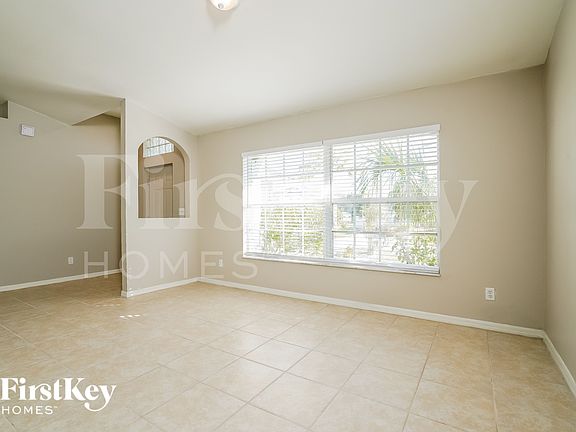 3rd image of 1828 SW 3rd Pl