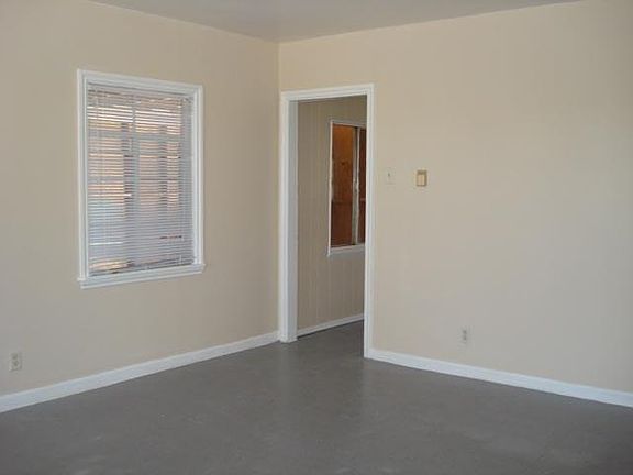 5th image of 6202 Cherbourg Ave