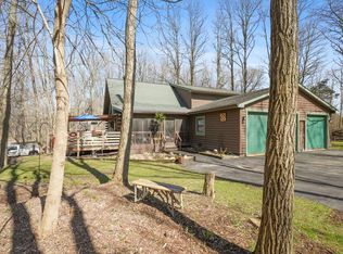 9225 400th Ave, Genoa City, WI 53128