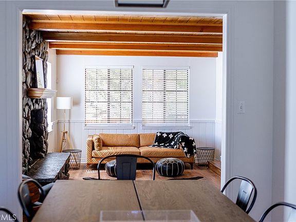 5th image of 1075 Rivera Dr