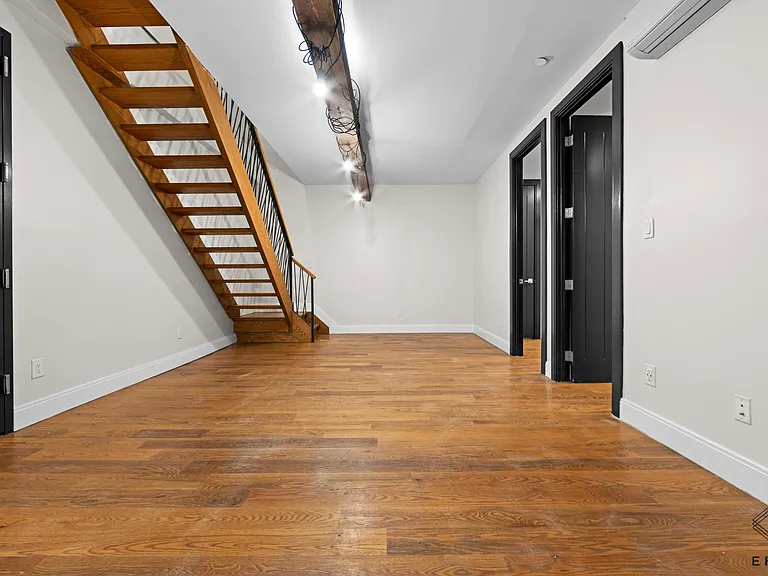 691 Chauncey St #4E — Photo 6