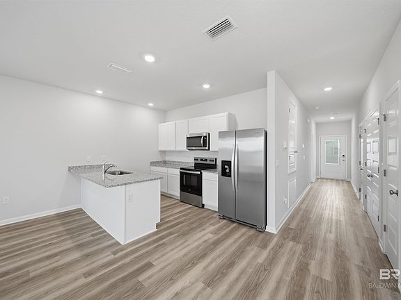 4th image of 21937 Aleutian Ave