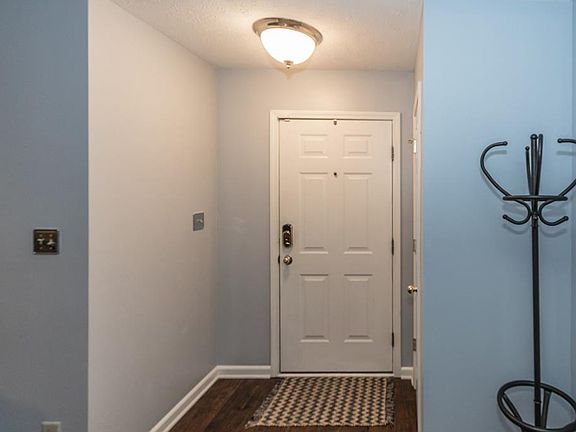 2nd image of 7805 Grand Gulch Dr