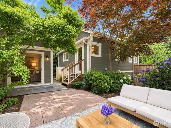 1110 NW 70th Street, Seattle, WA 98117