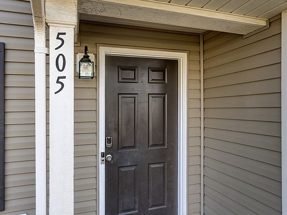 4th image of 505 Sansberry Dr