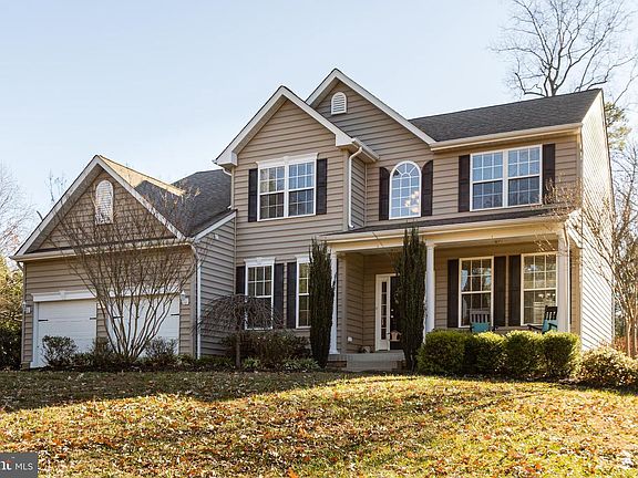 3rd image of 48469 Heritage Hill Ln