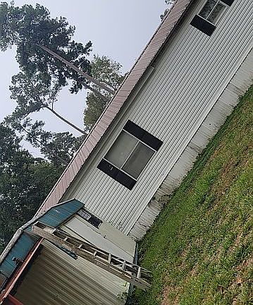 2nd image of 237 Midlake Dr S