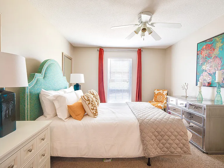 Quail Ridge Apartments — Photo 12