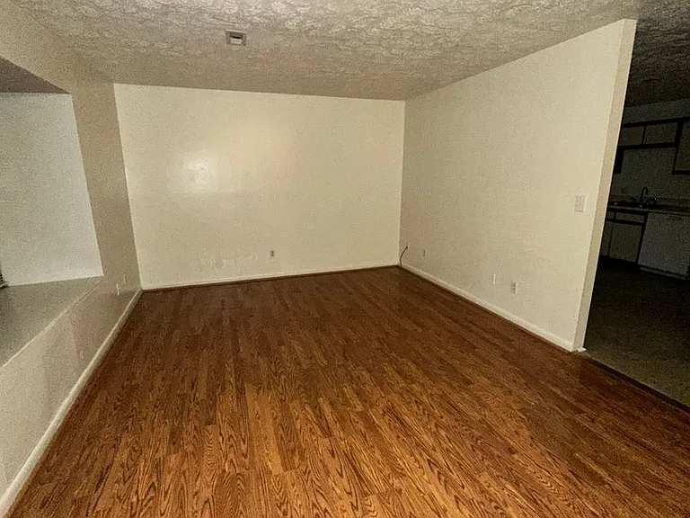 144 Clover Valley Cir — Photo 5