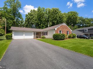 16016 Philmont Ln, Bowie, MD 20716