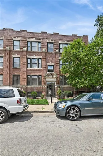 4220 S Champlain Ave #3S Photo 1 4220 S Champlain Ave #3S Photo 1
