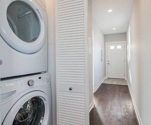 4th image of 1445 E 65th Pl #926